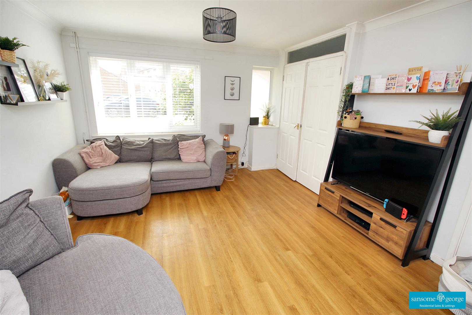 3 bed property in Lucey Close, Reading